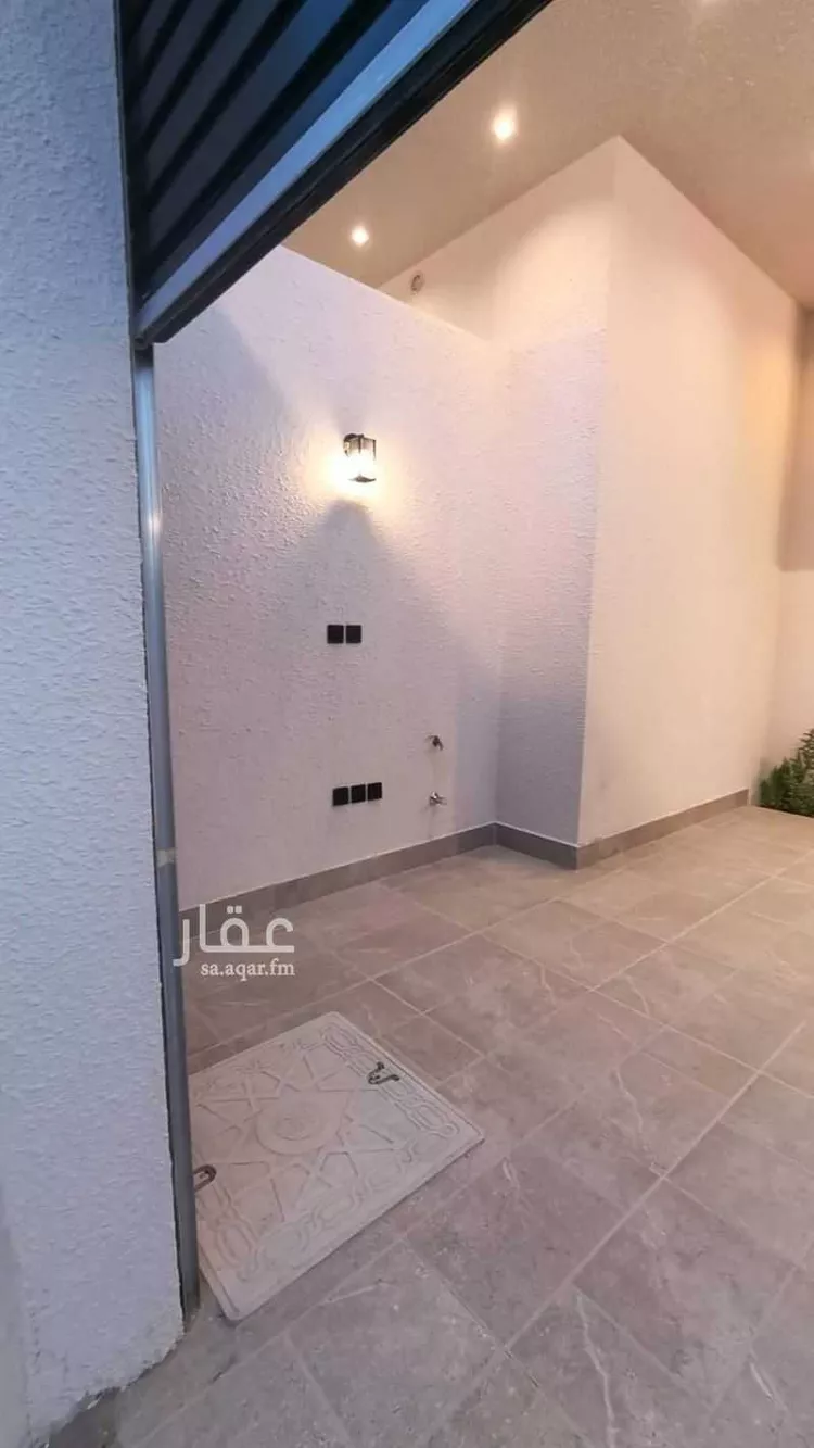 دور للبيع في شارع عمر الرازي, حي الزهرة, مدينة الرياض, منطقة الرياض صورة 2