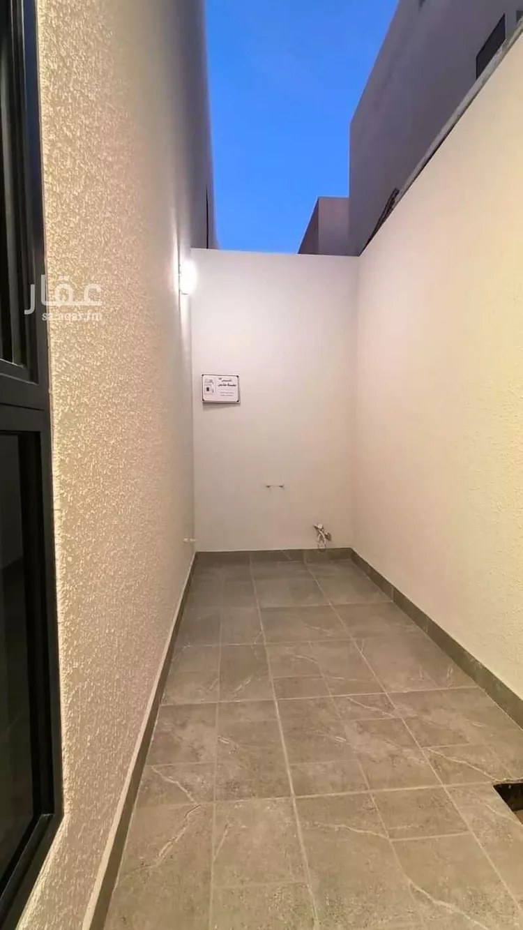 Floor for Sale in Riyadh Az Zahrah صورة 3