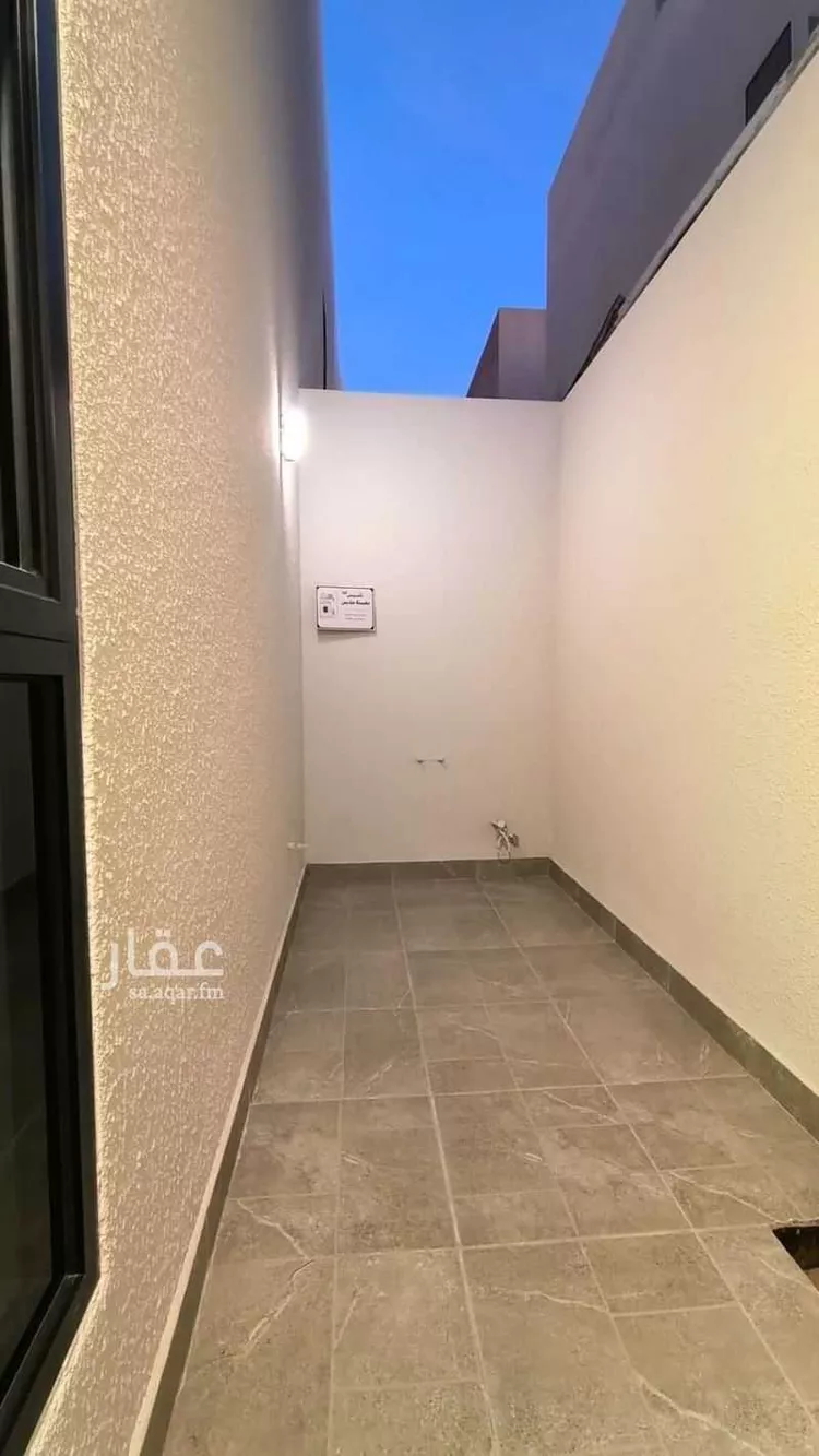 Floor for Sale in Riyadh Az Zahrah صورة 3