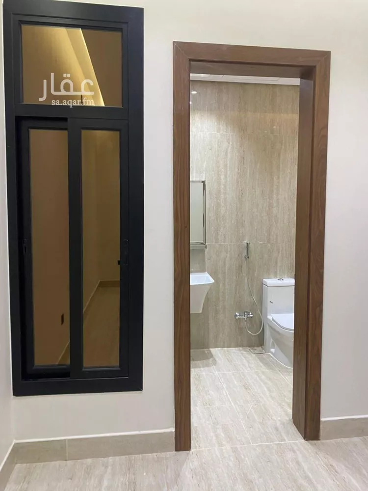 دور للبيع في شارع العجمة, حي الرمال, مدينة الرياض, منطقة الرياض صورة 4