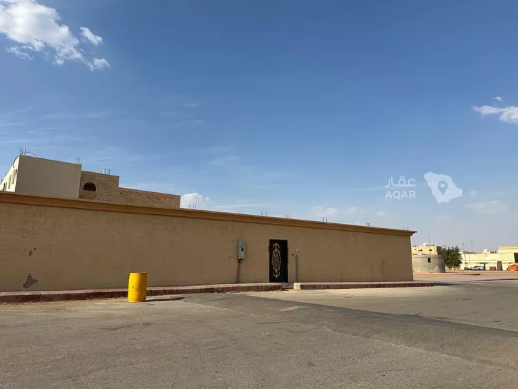 فيلا للبيع في شارع زيد بن ثابت, حي الخالدية, مدينة الخرج, منطقة الرياض 6