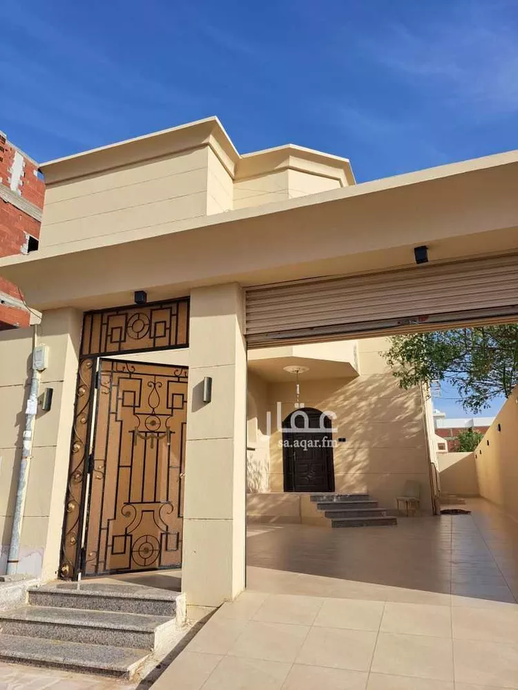 فيلا للبيع في شارع أبي محمد الفقيه ، حي الحمدانية ، جدة ، جدة 1 صورة