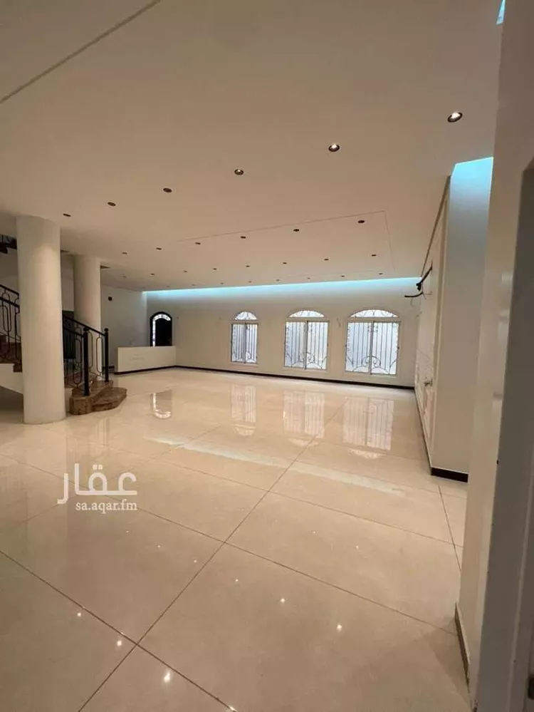 فيلا للبيع في شارع حمودة بن عطية, حي العوالي, مدينة الرياض, منطقة الرياض صورة 2