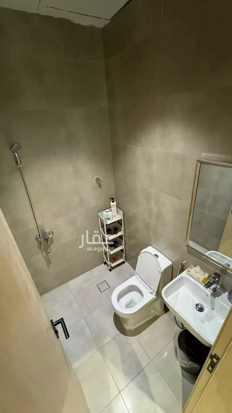 شقة للبيع في شارع طياش, حي عكاظ, مدينة الرياض, منطقة الرياض صورة 5