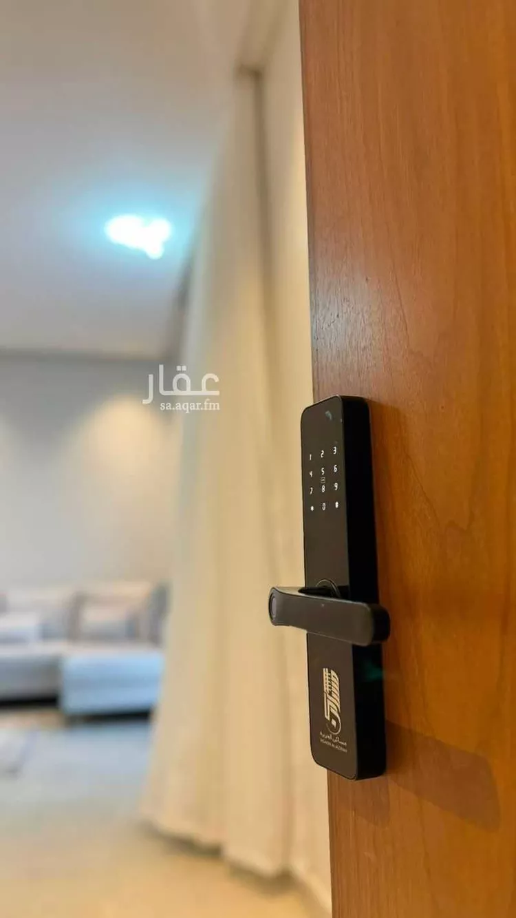 شقة للبيع في شارع طياش, حي عكاظ, مدينة الرياض, منطقة الرياض صورة 4