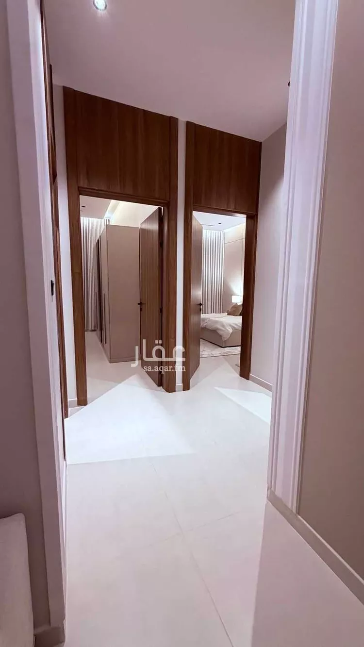 Floor for Sale in Riyadh Okaz صورة 4