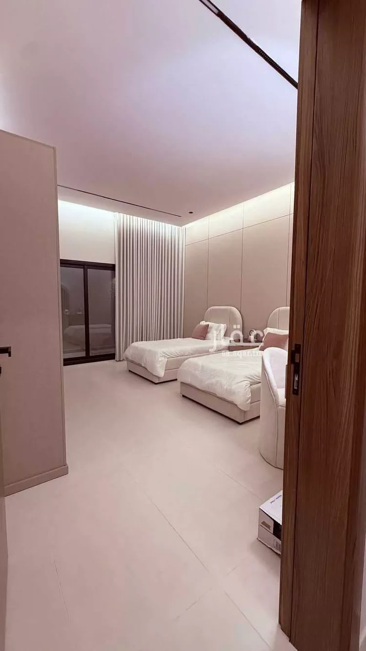Floor for Sale in Riyadh Okaz صورة 4