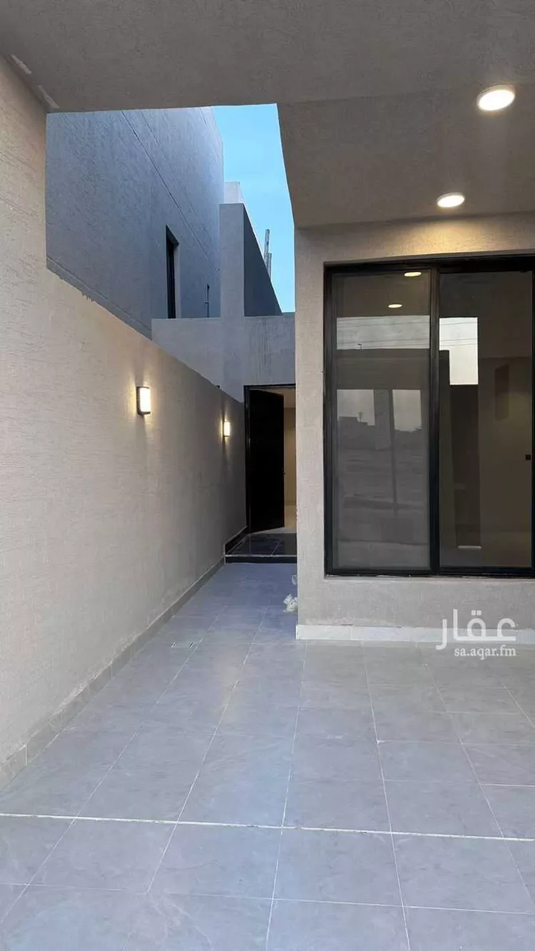 Villa for Sale in Al Hofuf Jonob Mansobi Al Taleem صورة 2