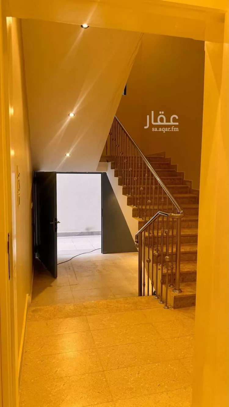 فيلا للإيجار في شارع 4646726, حي العرفاء الغربية, مدينة الطائف, منطقة مكة المكرمة صورة 3