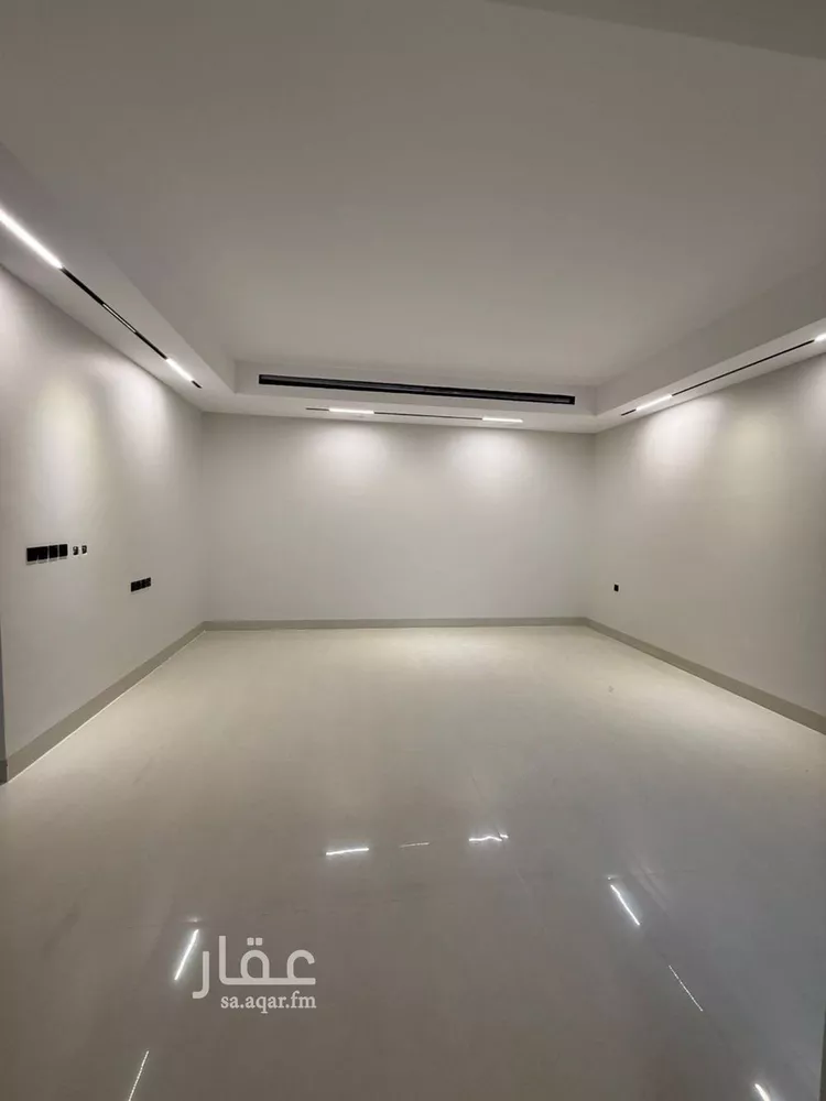 فيلا للبيع في شارع السيل الكبير, حي المهدية, مدينة الرياض, منطقة الرياض صورة 4