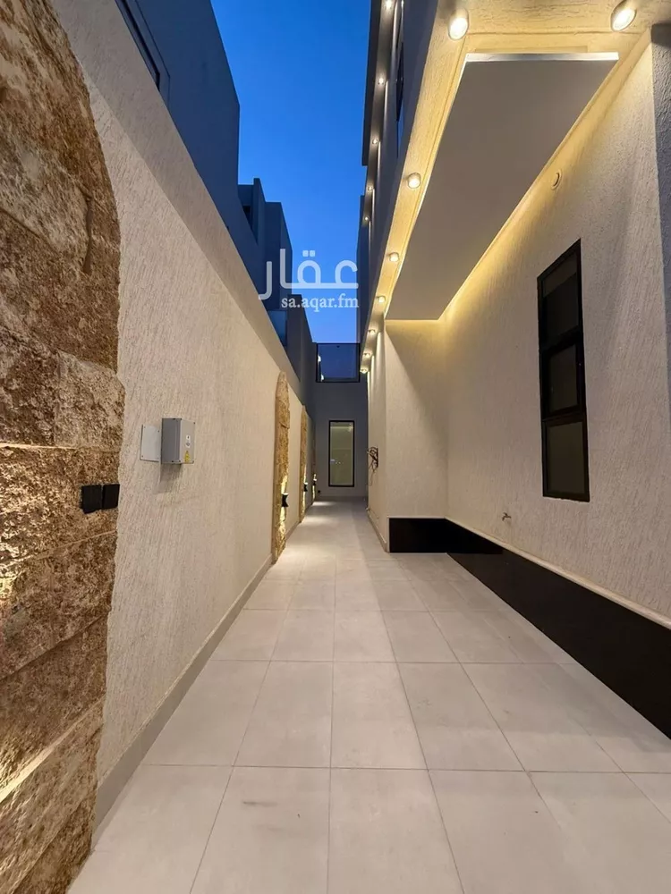 فيلا للبيع في شارع عبداللطيف بن المبارك, حي المهدية, مدينة الرياض, منطقة الرياض صورة 3