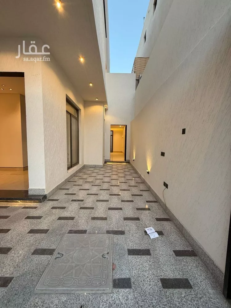فيلا للبيع في شارع محمد بن هبة الله, حي المهدية, مدينة الرياض, منطقة الرياض صورة 2