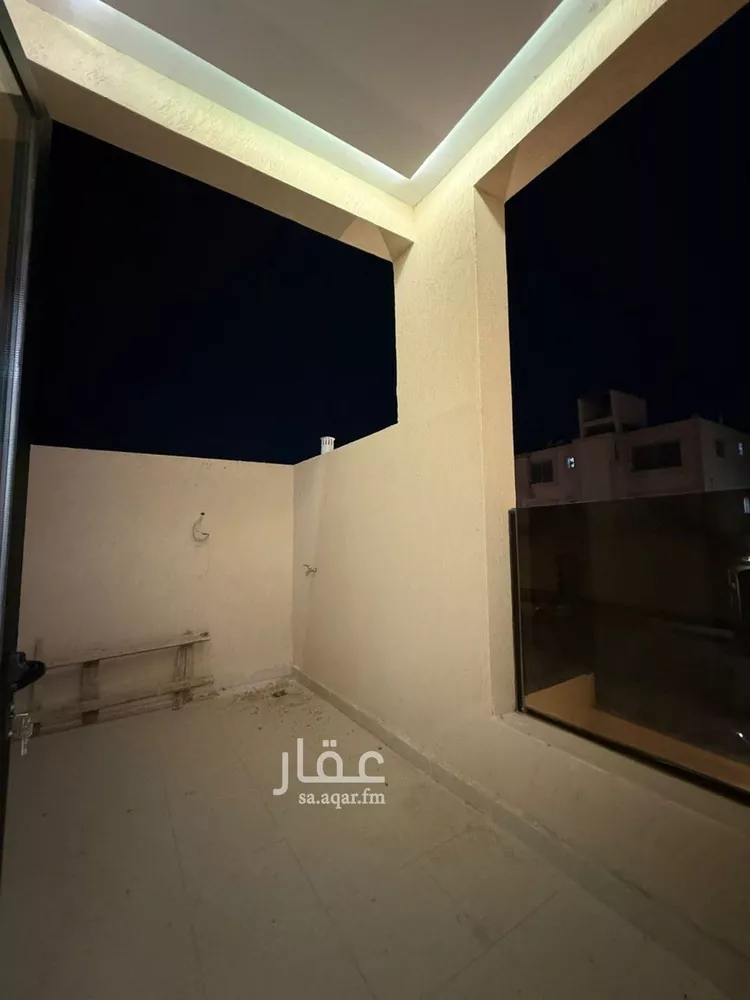 فيلا للبيع في شارع محمد بن هبة الله, حي المهدية, مدينة الرياض, منطقة الرياض 9