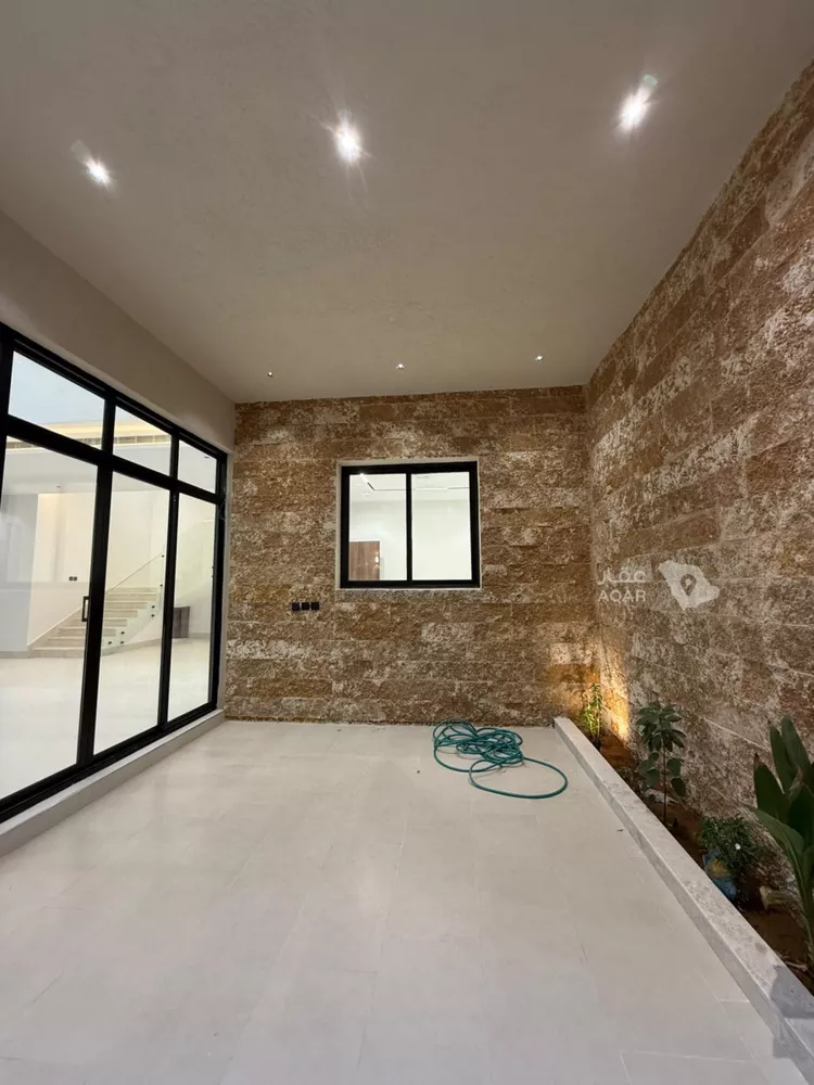 Villa for Sale in Riyadh Al Mahdiyah 22