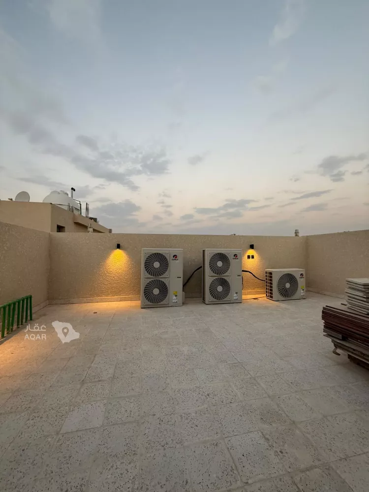 فيلا للبيع في شارع محرز بن سلمة, حي المهدية, مدينة الرياض, منطقة الرياض 20