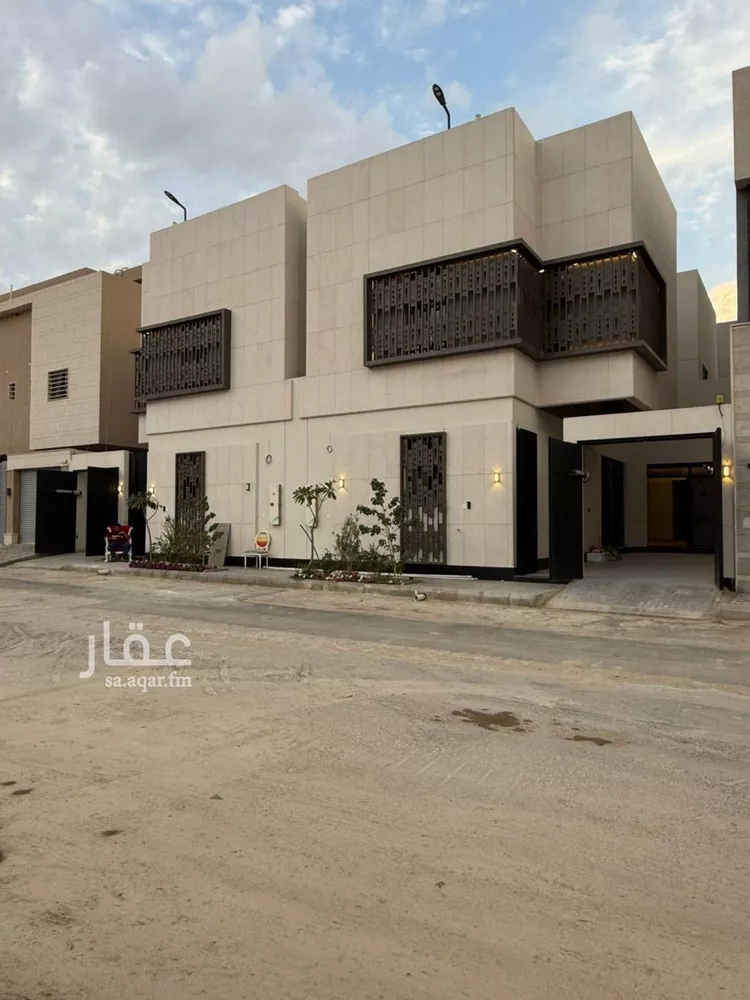 فيلا للبيع في شارع عبداللطيف بن المبارك, حي المهدية, مدينة الرياض, منطقة الرياض صورة 3