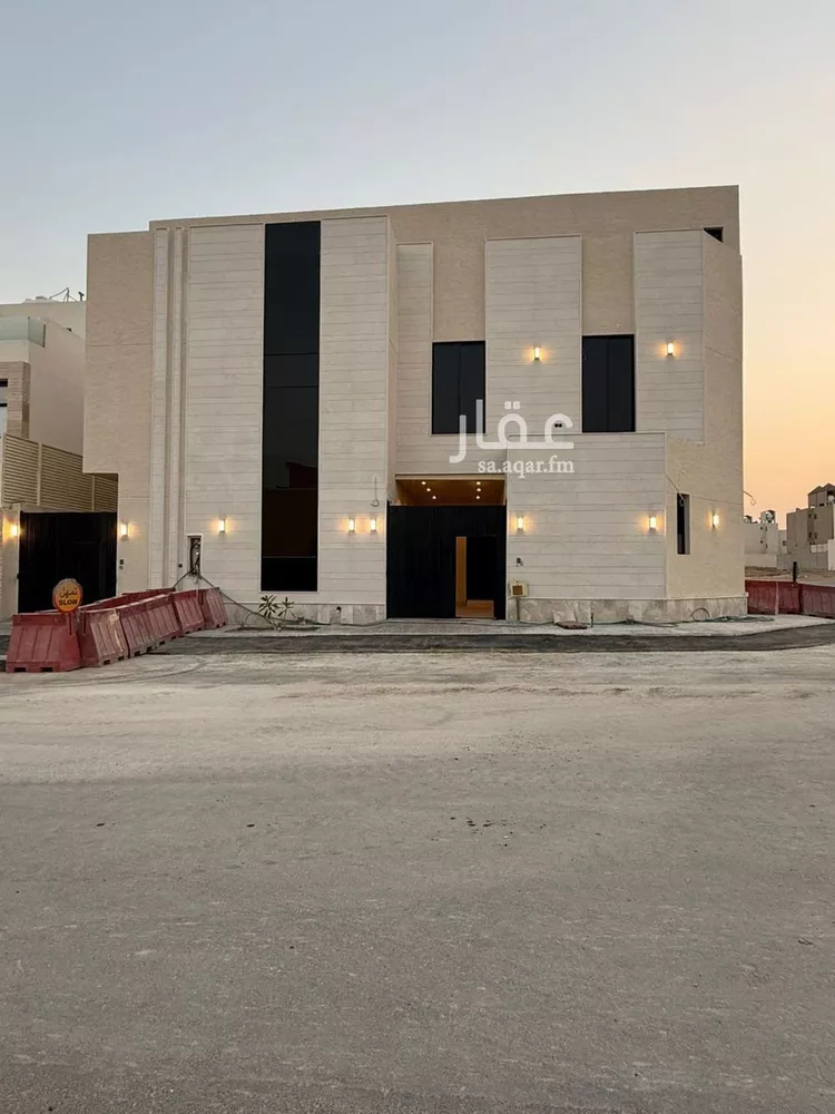 فيلا للبيع في شارع محمد بن هبة الله, حي المهدية, مدينة الرياض, منطقة الرياض صورة 5