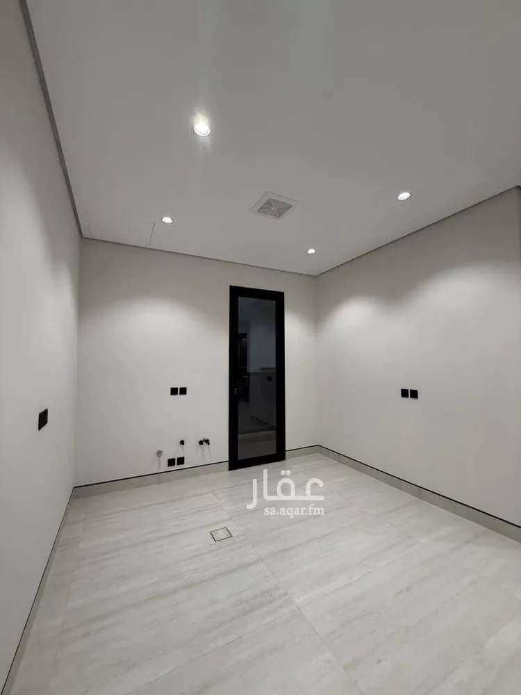شقة للبيع في شارع السيل الكبير, حي المهدية, مدينة الرياض, منطقة الرياض 12