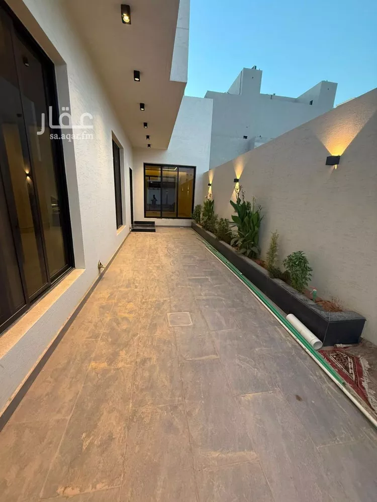 Villa for Sale in Riyadh Al Mahdiyah