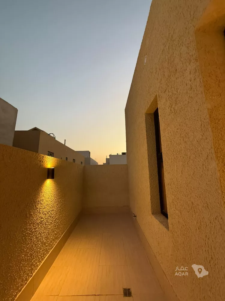 فيلا للبيع في شارع علي الجمال, حي المهدية, مدينة الرياض, منطقة الرياض صورة 2