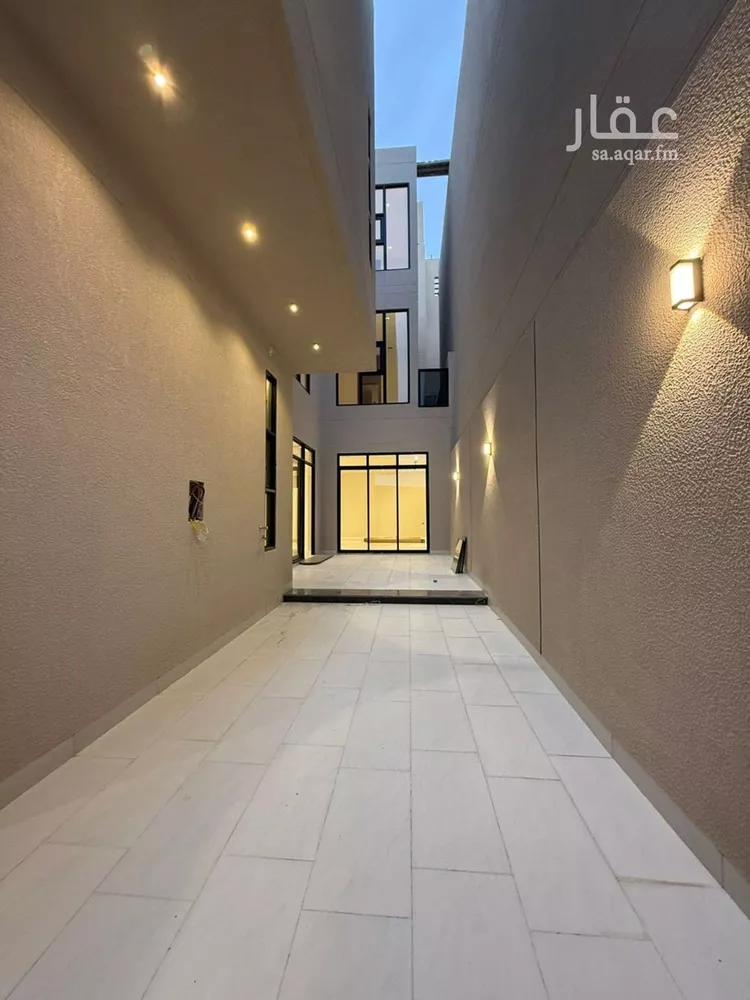 فيلا للبيع في شارع إبراهيم بن علي بن علوي, حي المهدية, مدينة الرياض, منطقة الرياض صورة 3