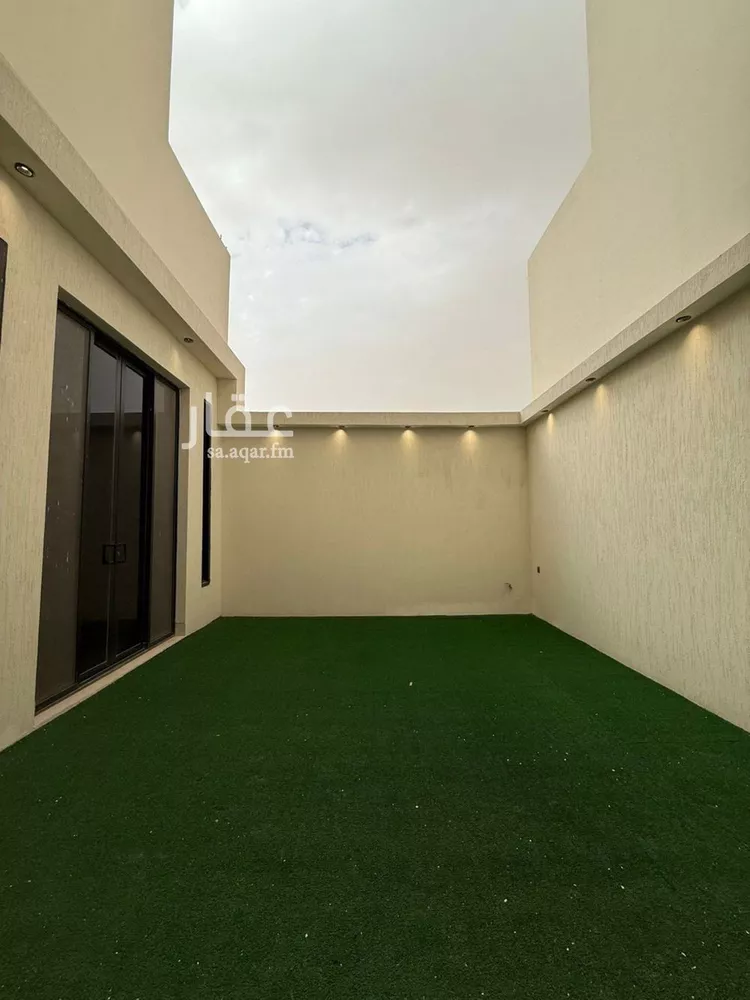 Villa for Sale in Riyadh Al Mahdiyah 27