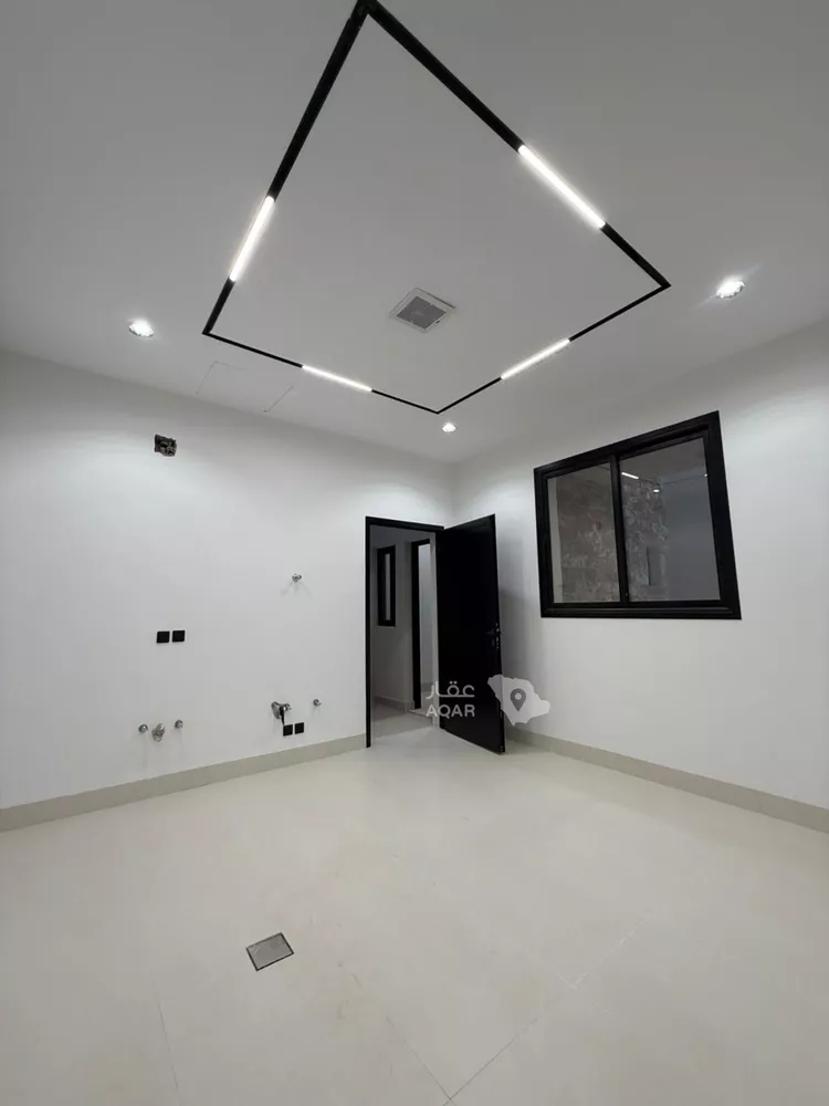 Villa for Sale in Riyadh Al Mahdiyah صورة 4