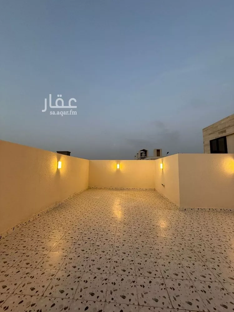 فيلا للبيع في شارع عبداللطيف بن المبارك, حي المهدية, مدينة الرياض, منطقة الرياض