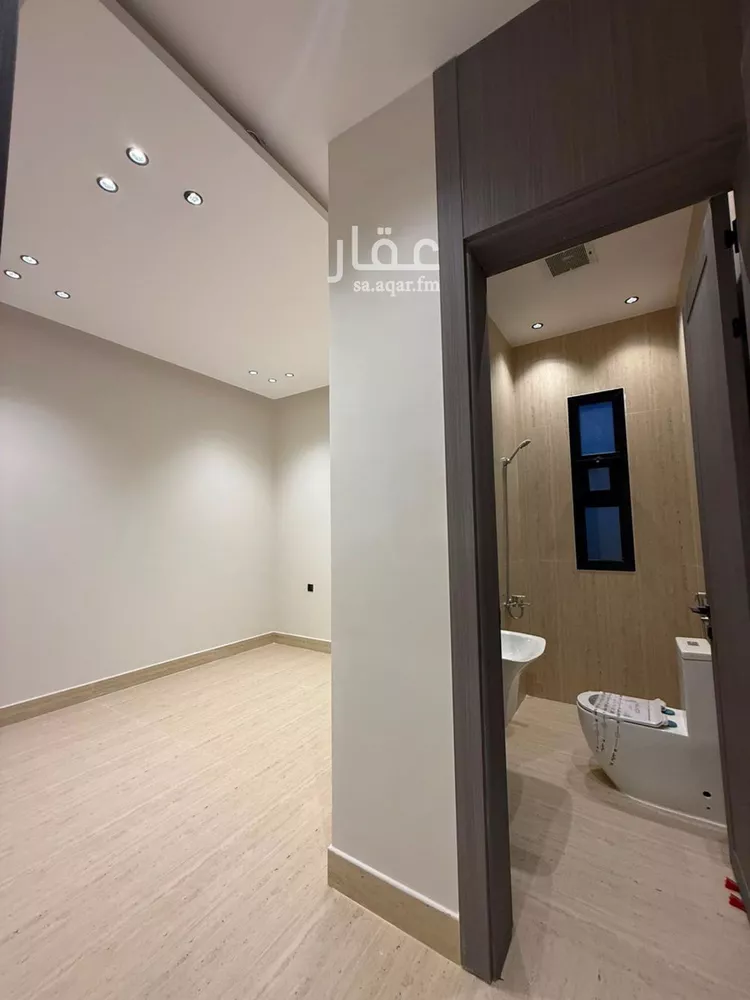فيلا للبيع في شارع السيل الكبير, حي المهدية, مدينة الرياض, منطقة الرياض 10