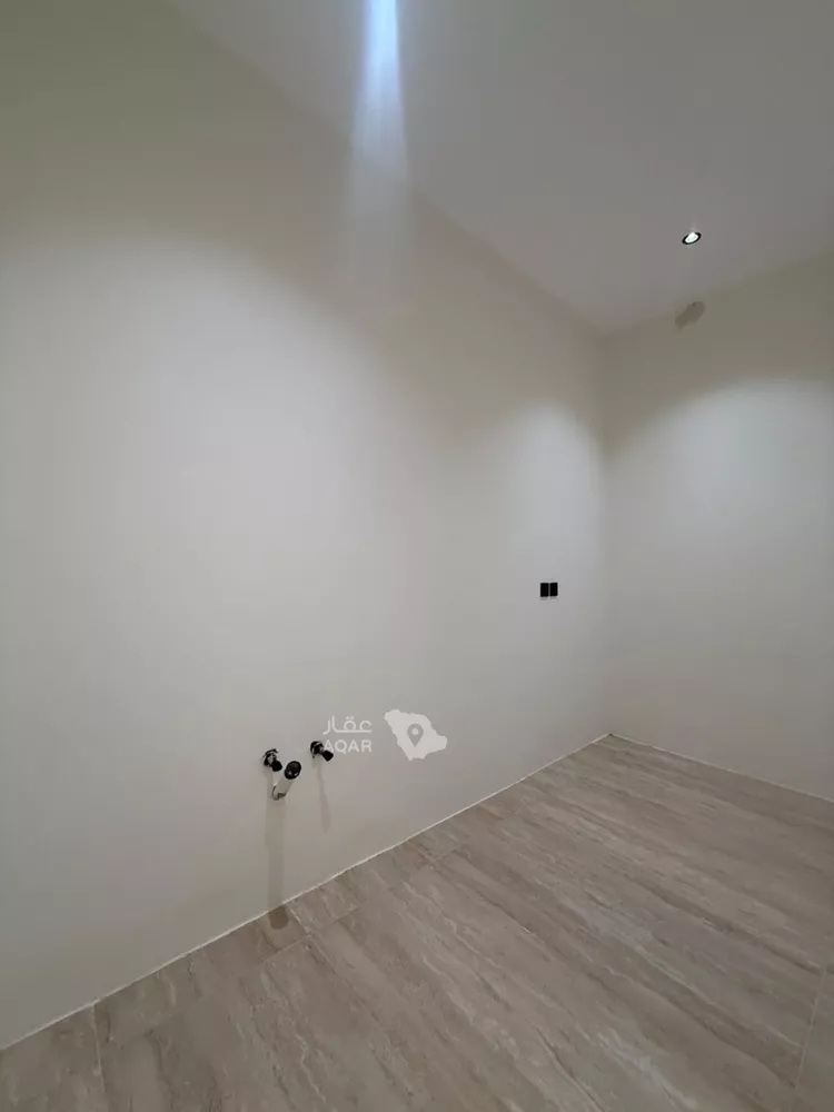 Villa for Sale in Riyadh Al Mahdiyah 9