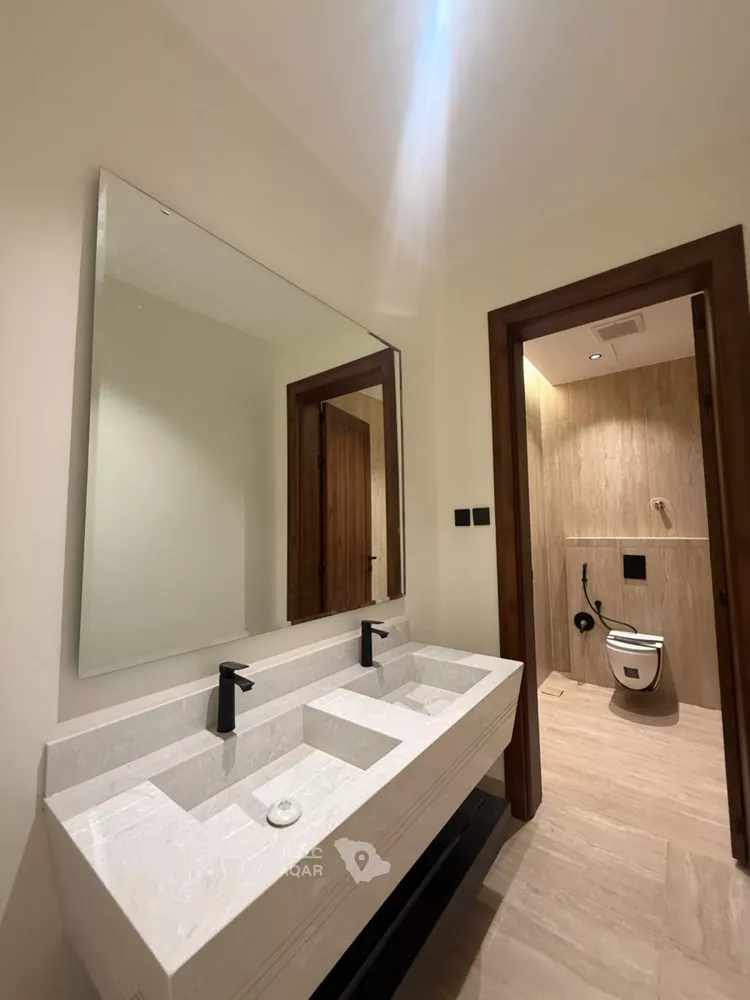 Villa for Sale in Riyadh Al Mahdiyah صورة 3
