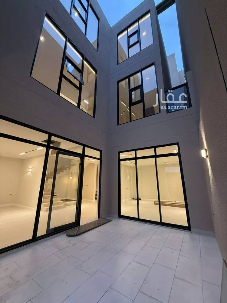 فيلا للبيع في شارع إبراهيم بن علي بن علوي, حي المهدية, مدينة الرياض, منطقة الرياض صورة 4