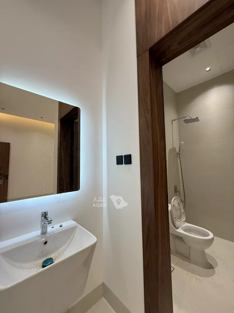 Villa for Sale in Riyadh Al Mahdiyah 16