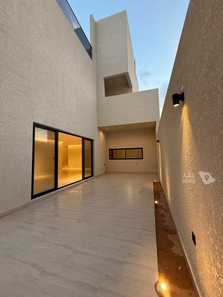 فيلا للبيع في شارع محرز بن سلمة, حي المهدية, مدينة الرياض, منطقة الرياض 19
