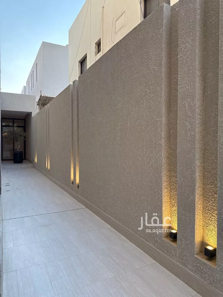 دور للبيع في شارع إبراهيم بن باز, حي العليا, مدينة الرياض, منطقة الرياض صورة 3