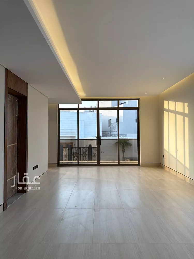 Floor for Sale in Riyadh Ar Raid 8