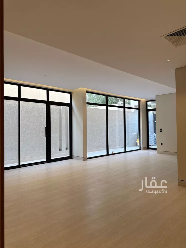 Floor for Sale in Riyadh Al Olaya