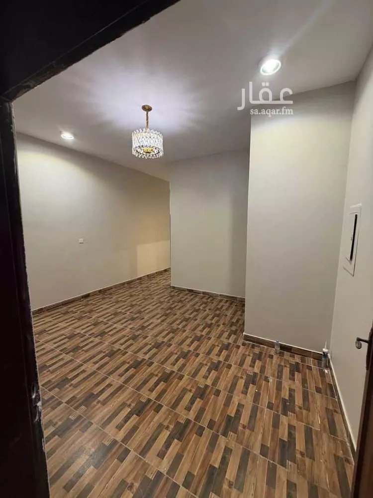 شقة للإيجار في شارع محمد بن ناصر ، حي الربوة ، صامطة ، صامطة صورة 2