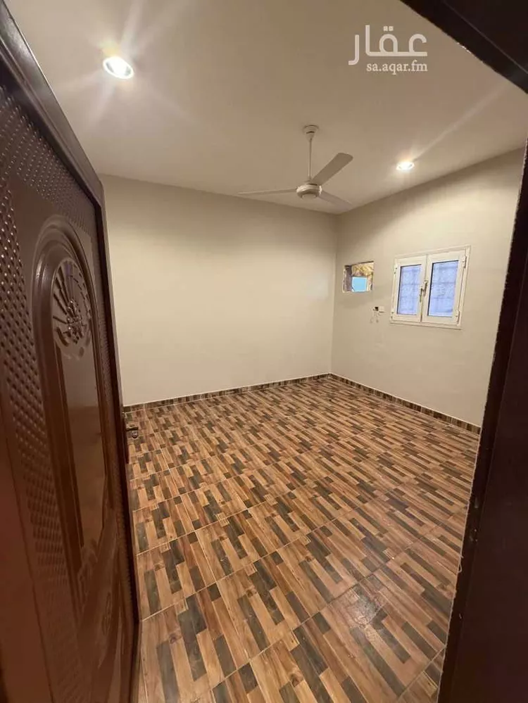 شقة للإيجار في شارع محمد بن ناصر ، حي الربوة ، صامطة ، صامطة صورة 5