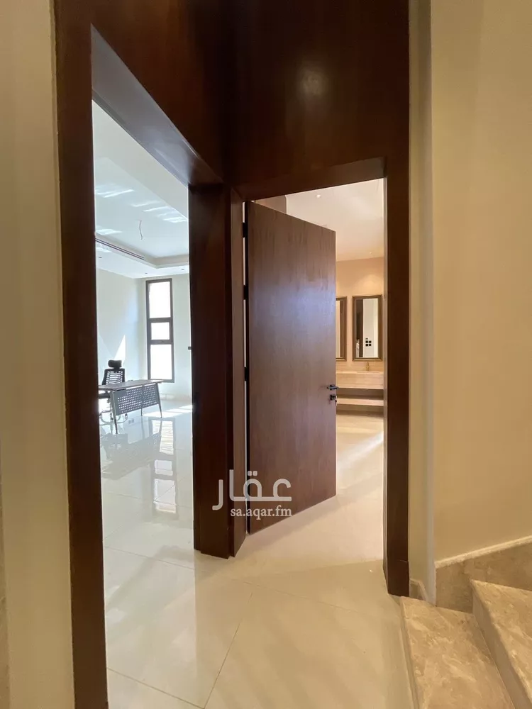 Floor for Sale in Riyadh Al Malqa