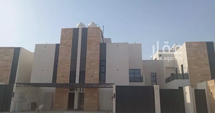 دور للبيع في شارع جمال الدين الدميري, حي الرمال, مدينة الرياض, منطقة الرياض صورة 4