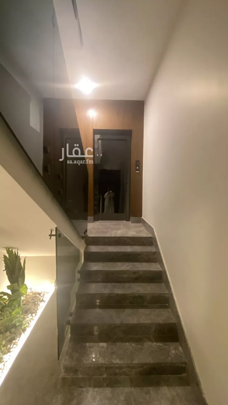 دور للبيع في شارع الرمادية, حي السليمانية, مدينة الرياض, منطقة الرياض صورة 5