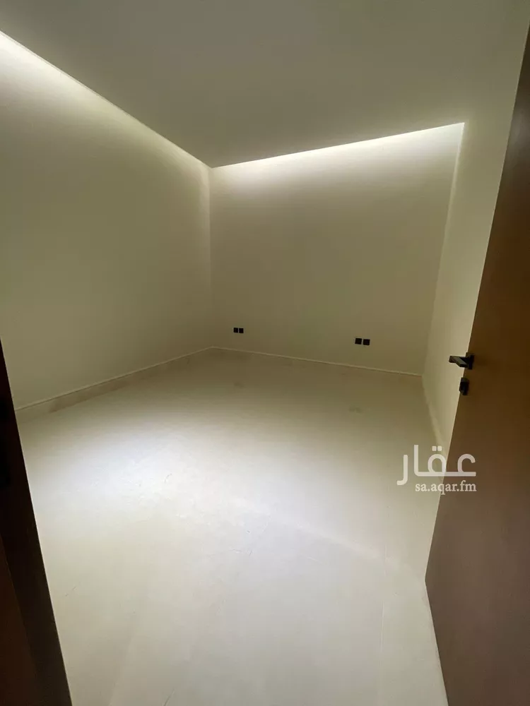 Floor for Sale in Riyadh Al Malqa صورة 4