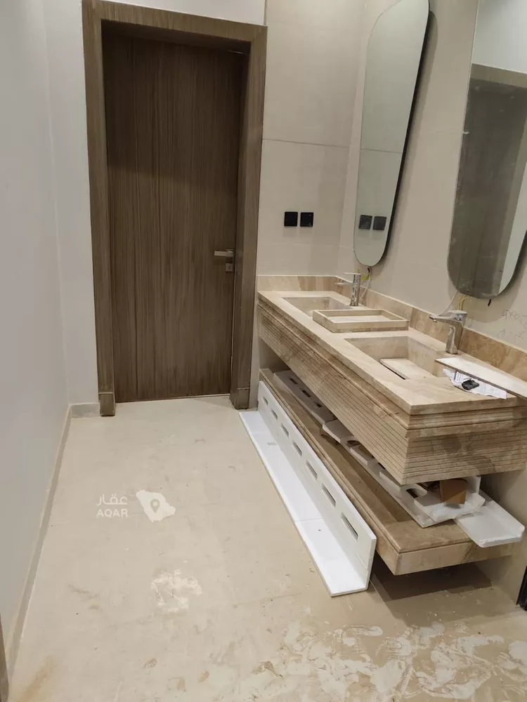 Floor for Rent in Riyadh Dahiat Namar 8