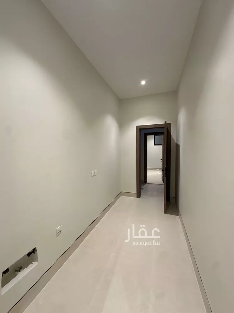 دور للبيع في شارع جبل مرخة, حي القادسية, مدينة الرياض, منطقة الرياض 12