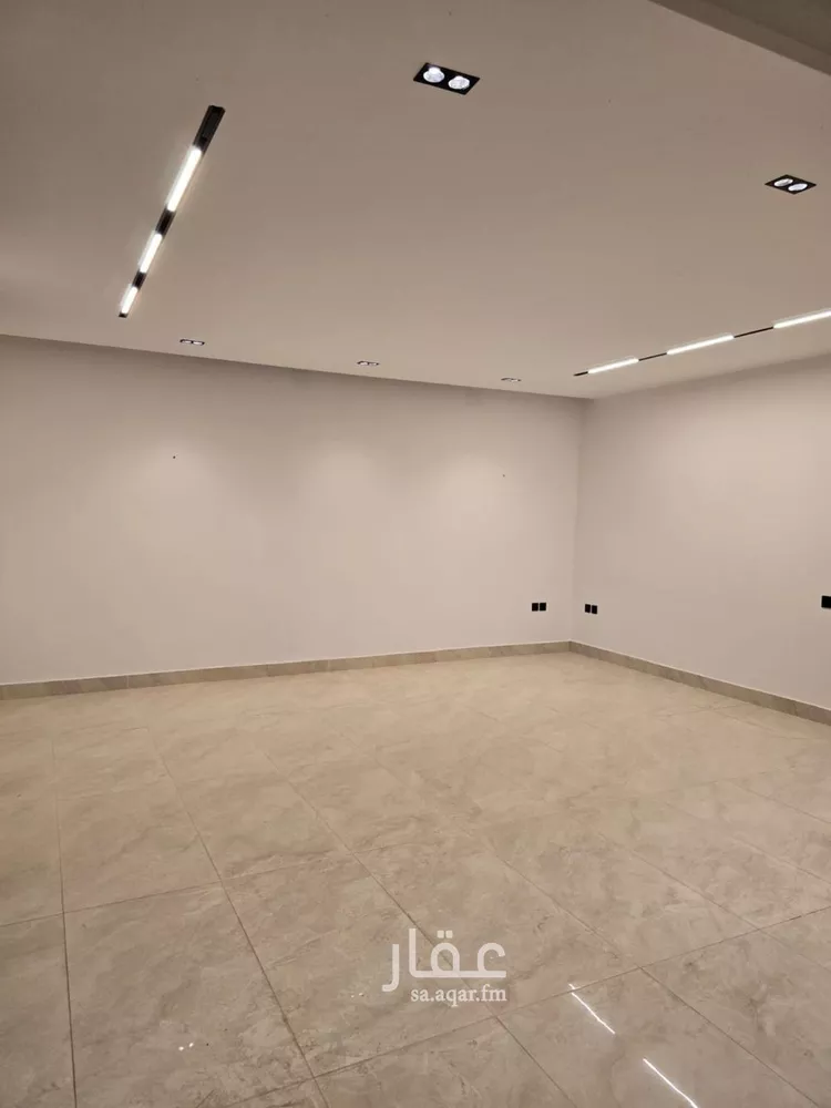 Villa for Sale in Riyadh Al Arid 7