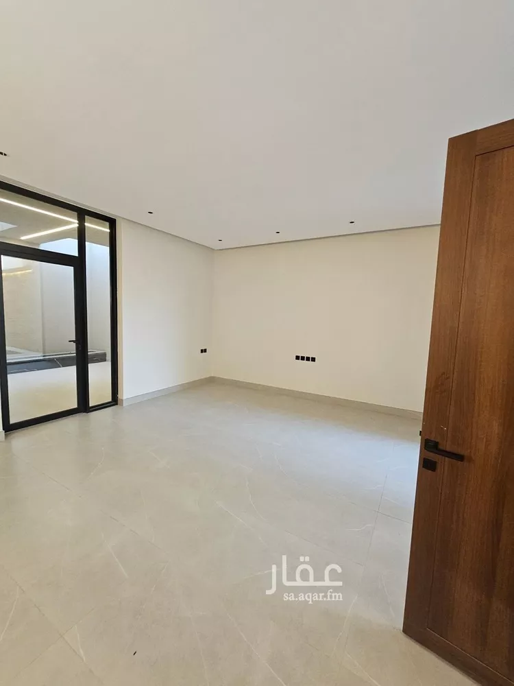 Villa for Sale in Riyadh Al Malqa 7