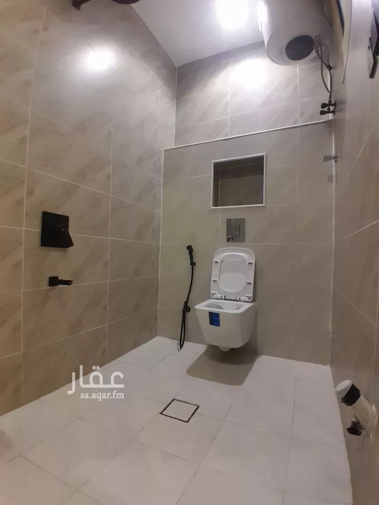 شقة للإيجار في شارع الشيخ حسن بن حسين بن علي, حي الملك فيصل, مدينة الرياض, منطقة الرياض صورة 4