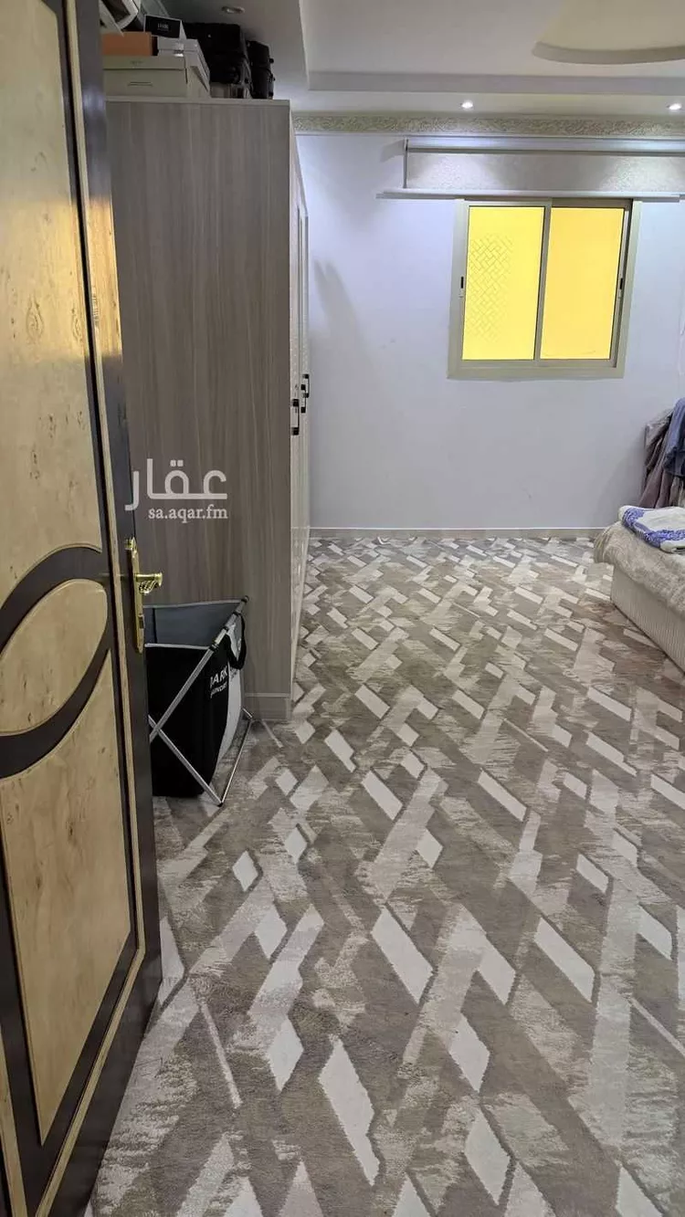 شقة للبيع في شارع عبدالله بن قيس, حي إشبيلية, مدينة الرياض, منطقة الرياض 11