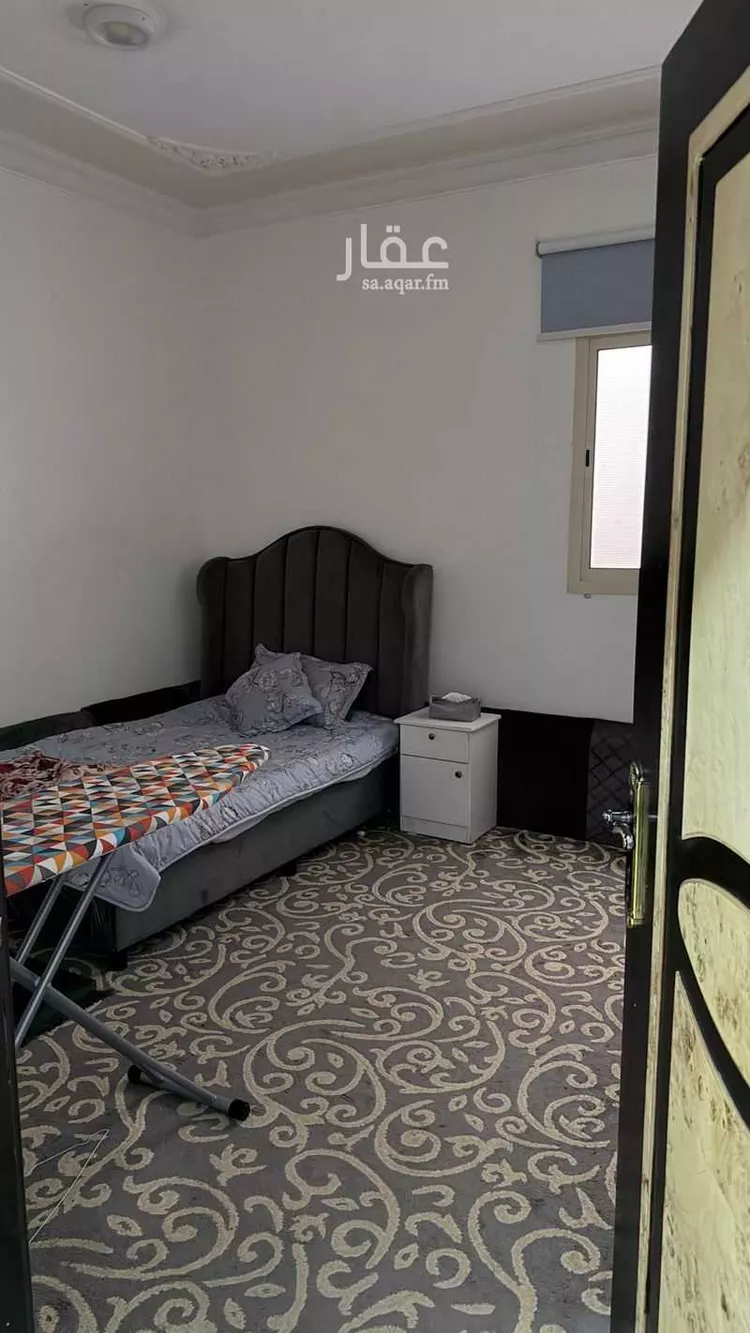 شقة للبيع في شارع عبدالله بن قيس, حي إشبيلية, مدينة الرياض, منطقة الرياض 14